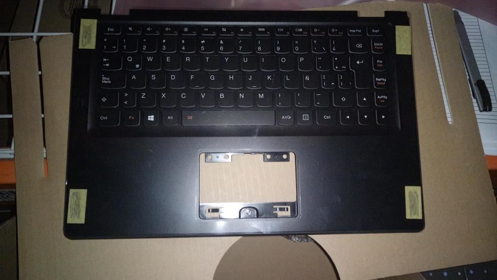 Lenovo ZIVY0 Upper Case BK W/KB-LA-E Latin American Spanish Keyboard 90205178
