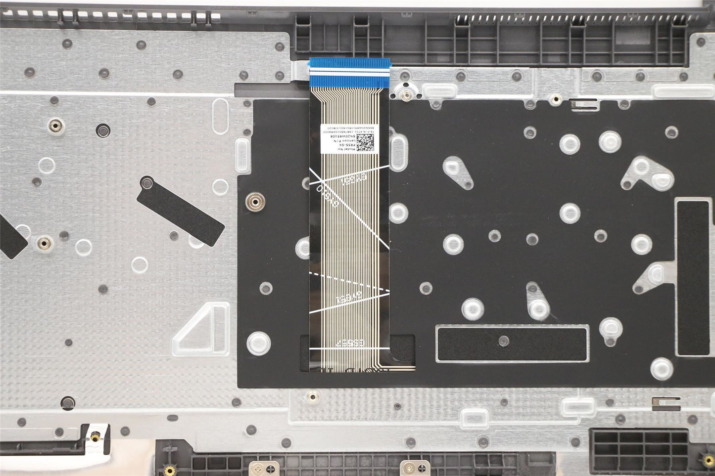 Lenovo Upper Case ASM_GRE L82NX IG_FP_D 5CB1D01857