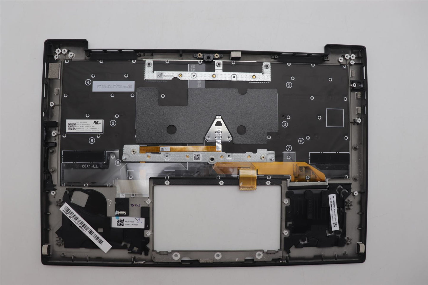 Lenovo MECH_ASM GRP_KBD_BZL_BEL_WL_DB_LTN 5M11N61119