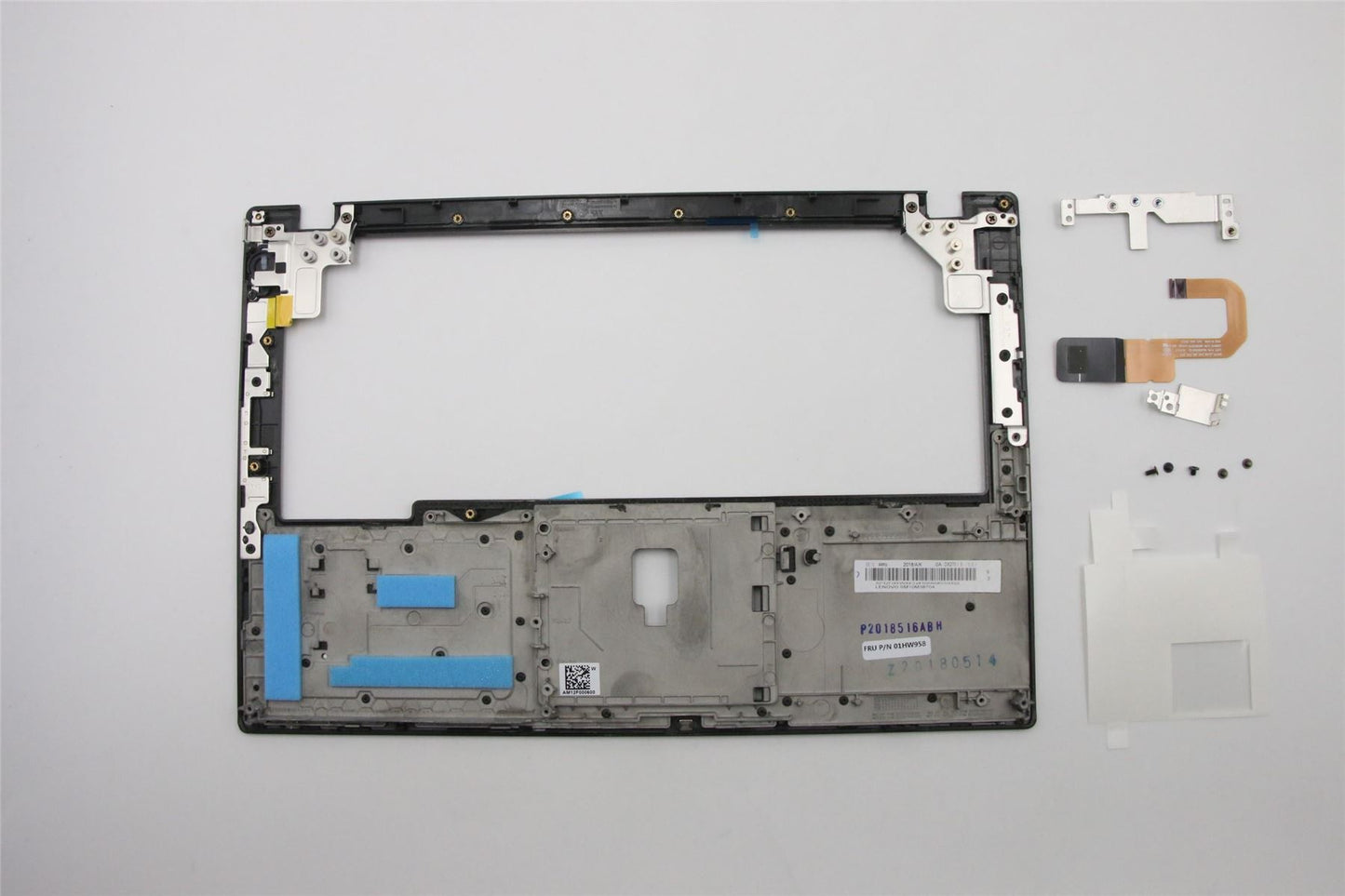 Lenovo MECH_ASM KBD bezel ASM with no FPR 01HW958