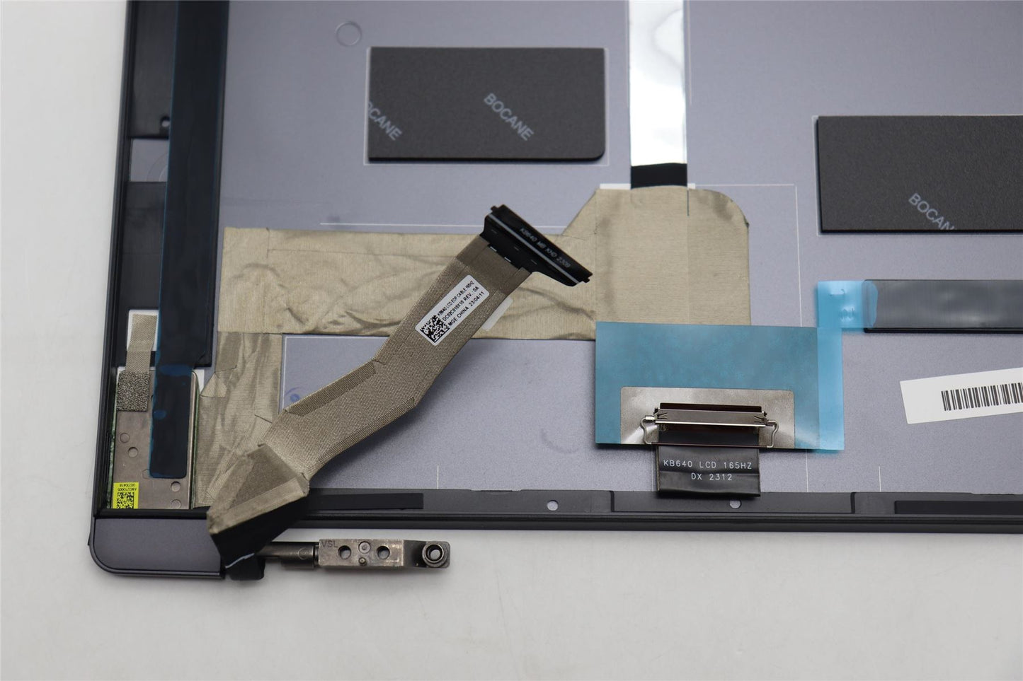 Lenovo Cover L 21J8 LCD 120HZ_SG 5CB1L39211