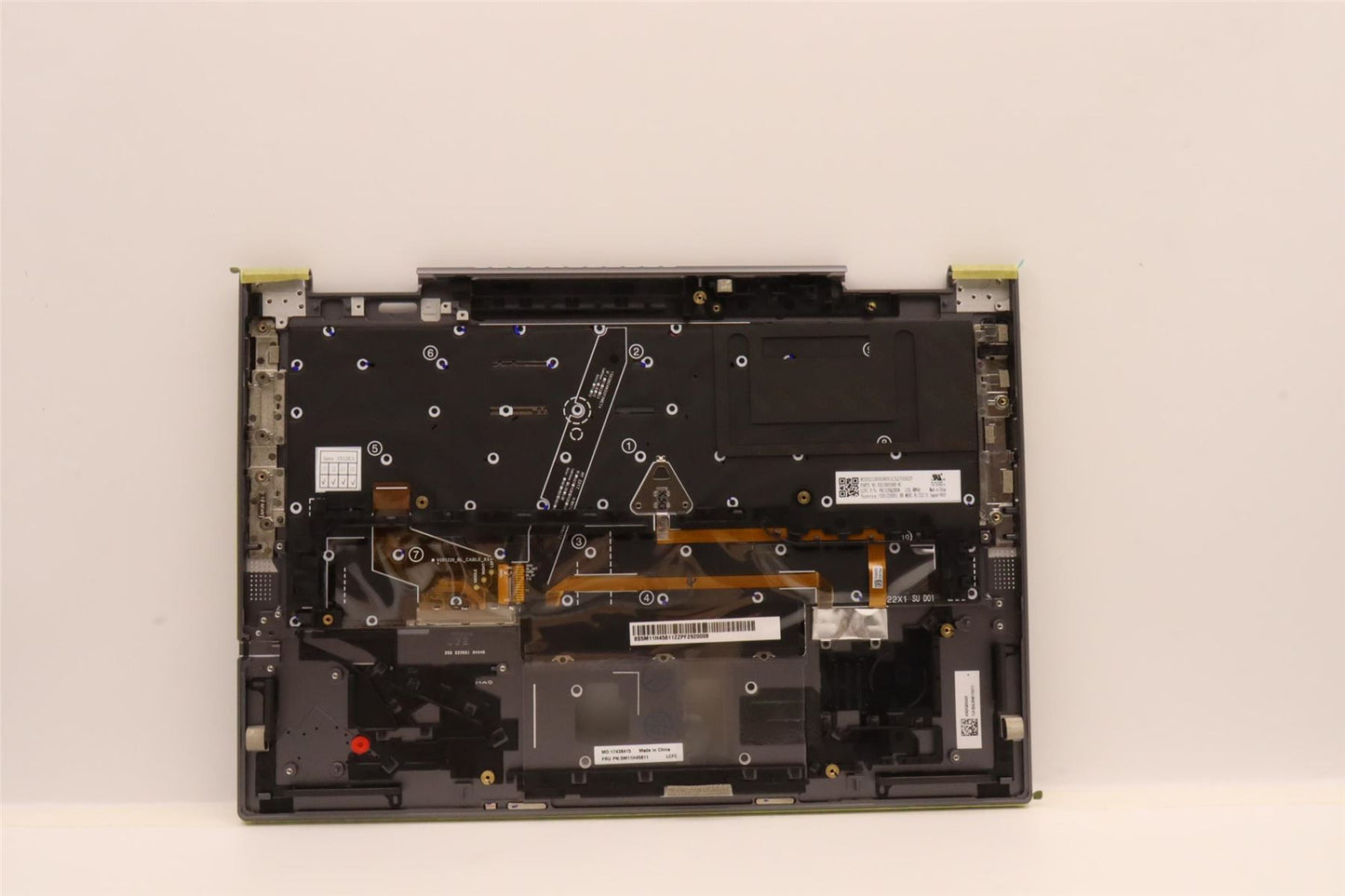 Lenovo ThinkPad X1 7th Gen Keyboard Palmrest Top Cover Hebrew Grey 5M11H45737