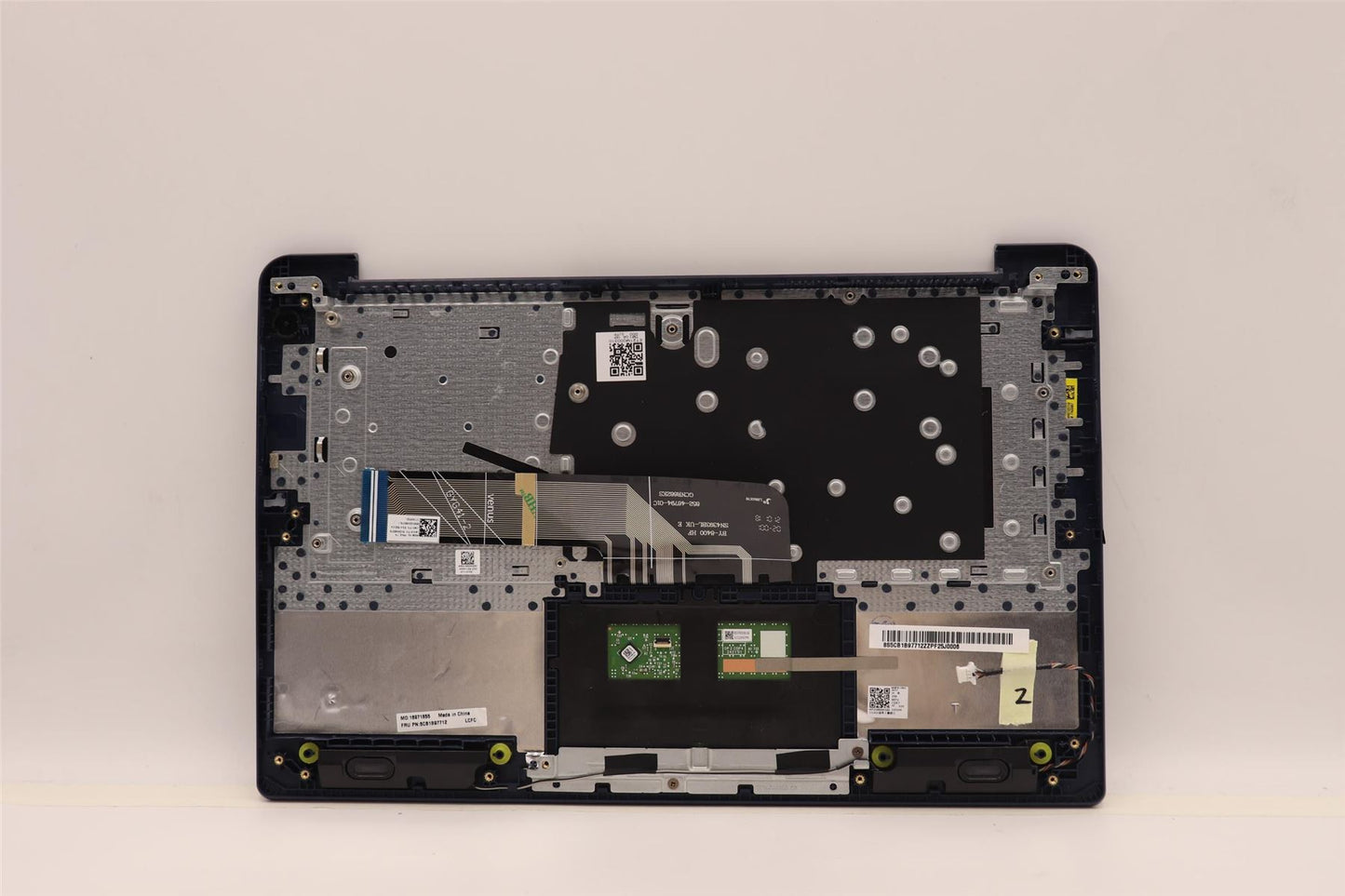 Lenovo Upper Case ASM_ITA L82H7 ABNFPNBLD 5CB1B97712