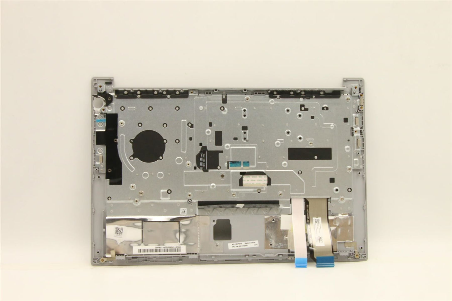 Lenovo ThinkPad X1 6th Gen Keyboard Palmrest Top Cover Spanish Silver 5M11C40961