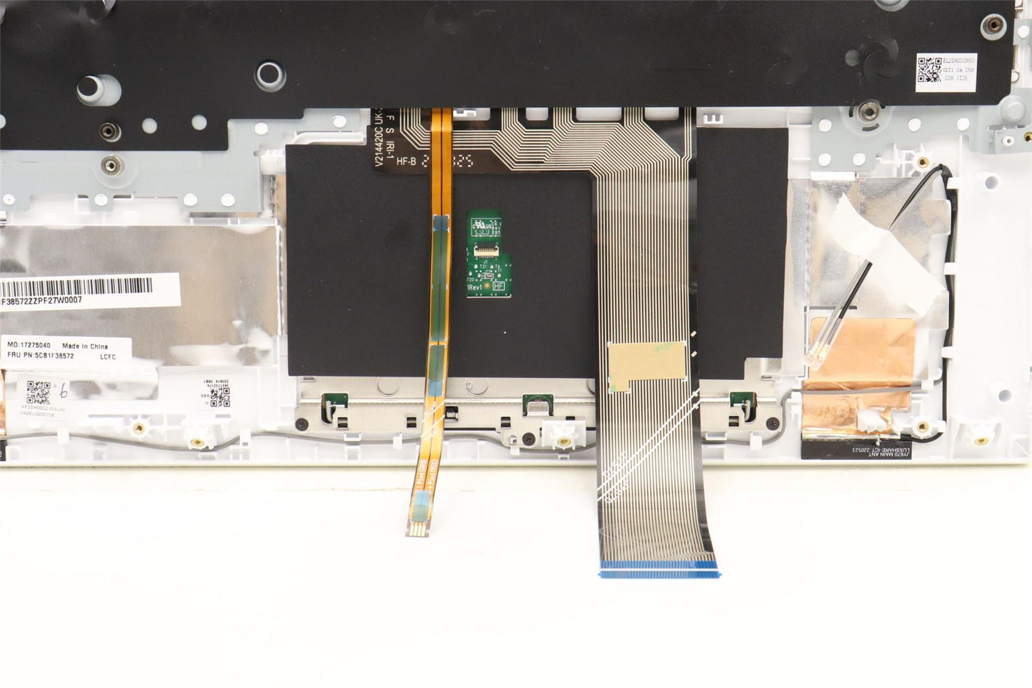 Lenovo Upper Case ASM_POR L82RF ST w/BU 5CB1F38572