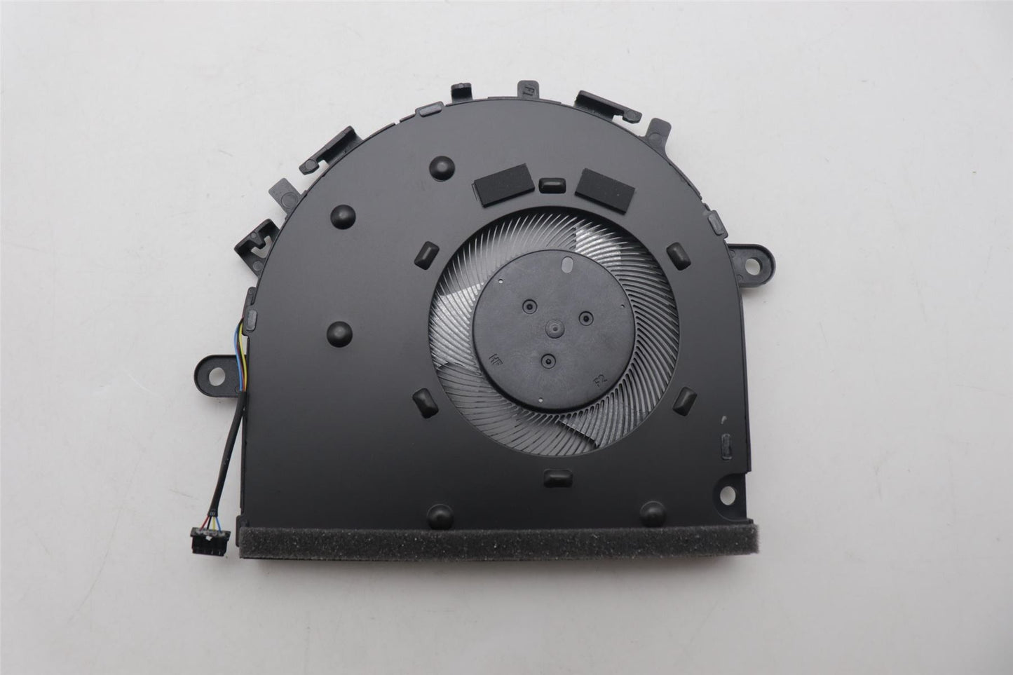 Lenovo FAN L 82YU AVC 5F10S14075