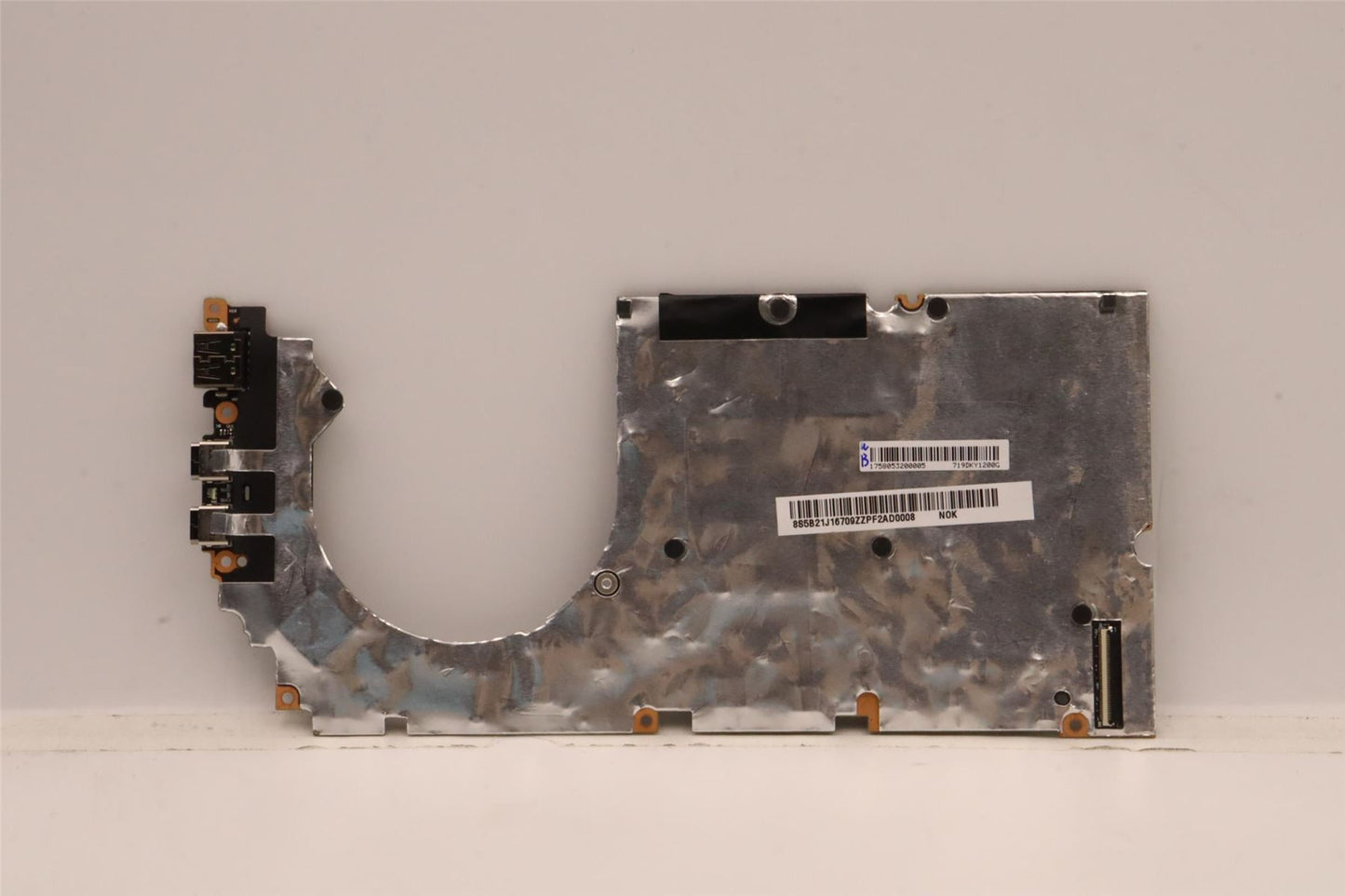 Lenovo MBL82TLNOKR76800HSCE_UMA_16GRM 5B21J16709