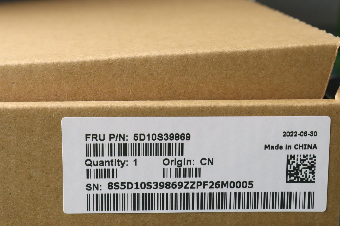 Lenovo LCDMODULEL82QF w/strip cover SB 5D10S39869