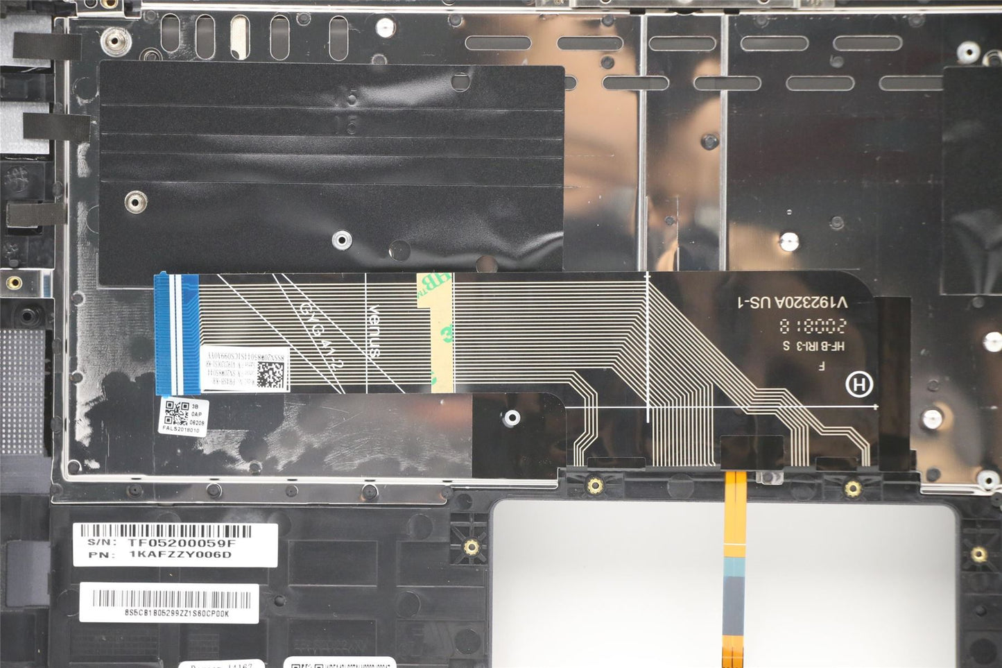 Lenovo Upper Case ASM_KO Q82A3 GY 5CB1B05299