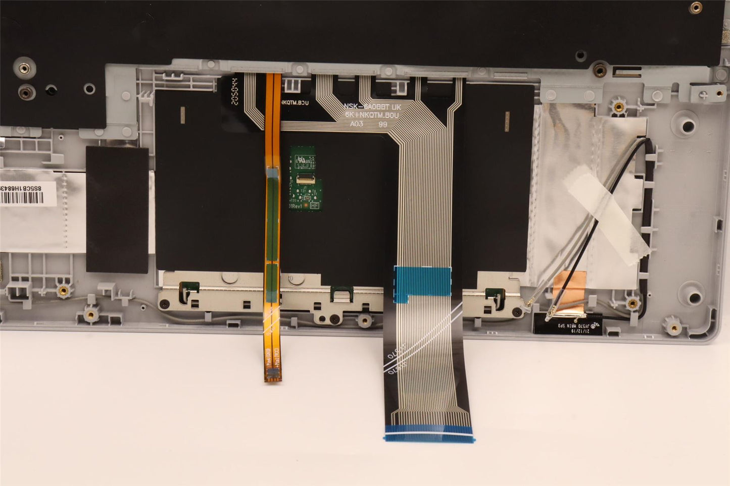 Lenovo Upper Case ASM_ITA L82RD CG WH 5CB1H68439