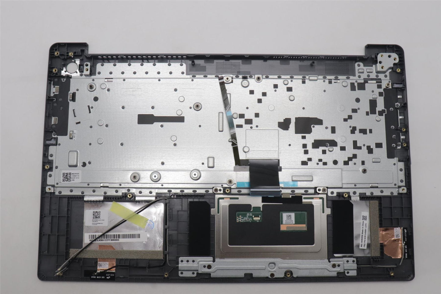 Lenovo IdeaPad 3 15IRU8 Palmrest Cover Touchpad Keyboard Nordic 5CB1L45891