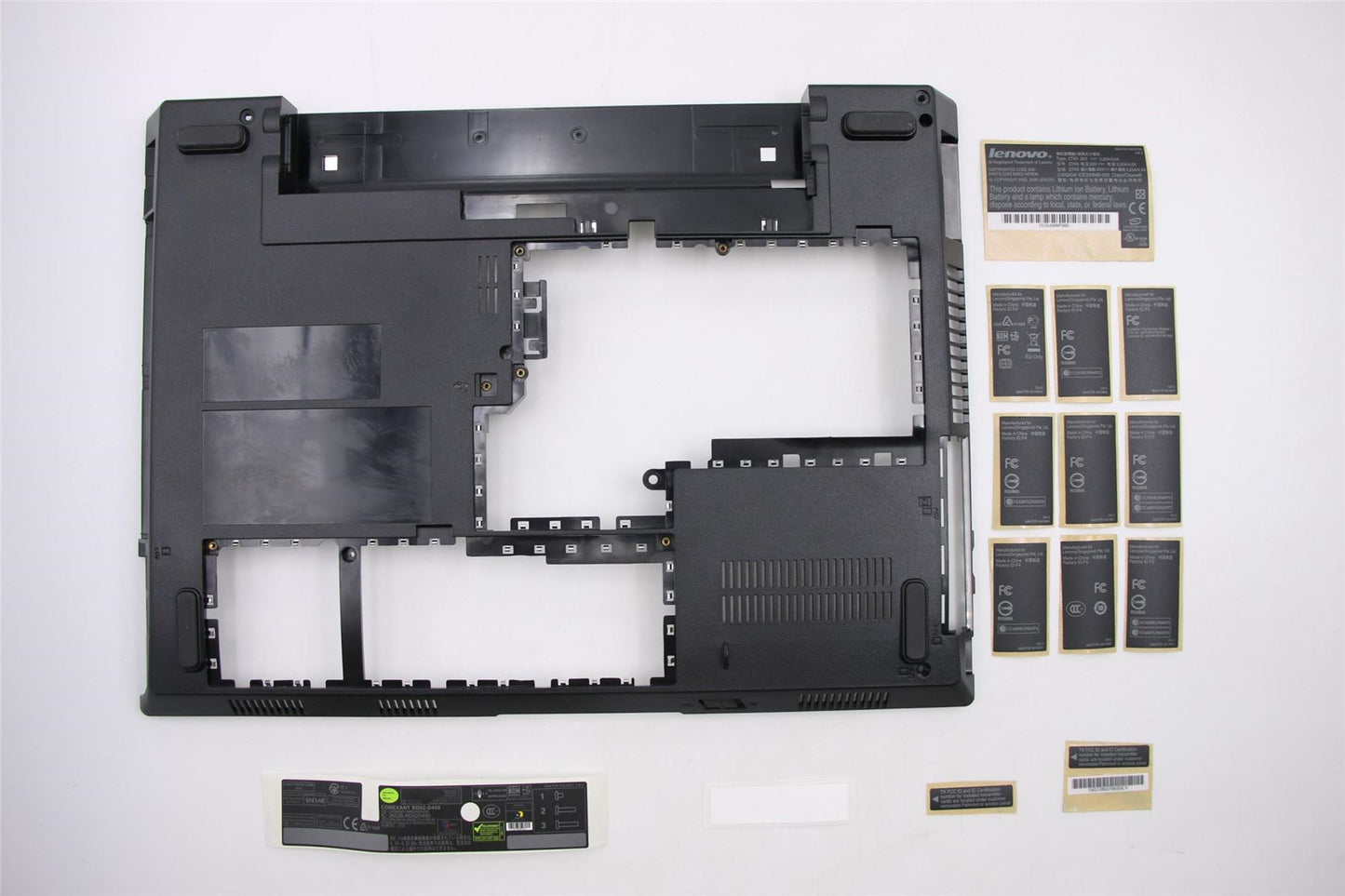 Lenovo BaseCover 2743 45N5598