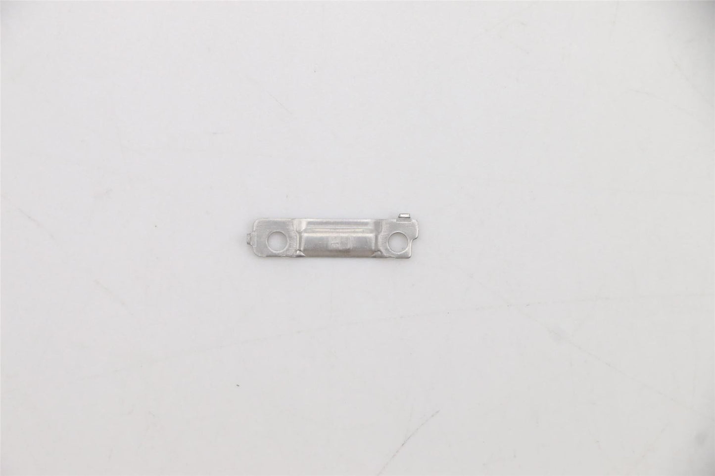 Lenovo IO Bracket R H 82CU 5B40S22024