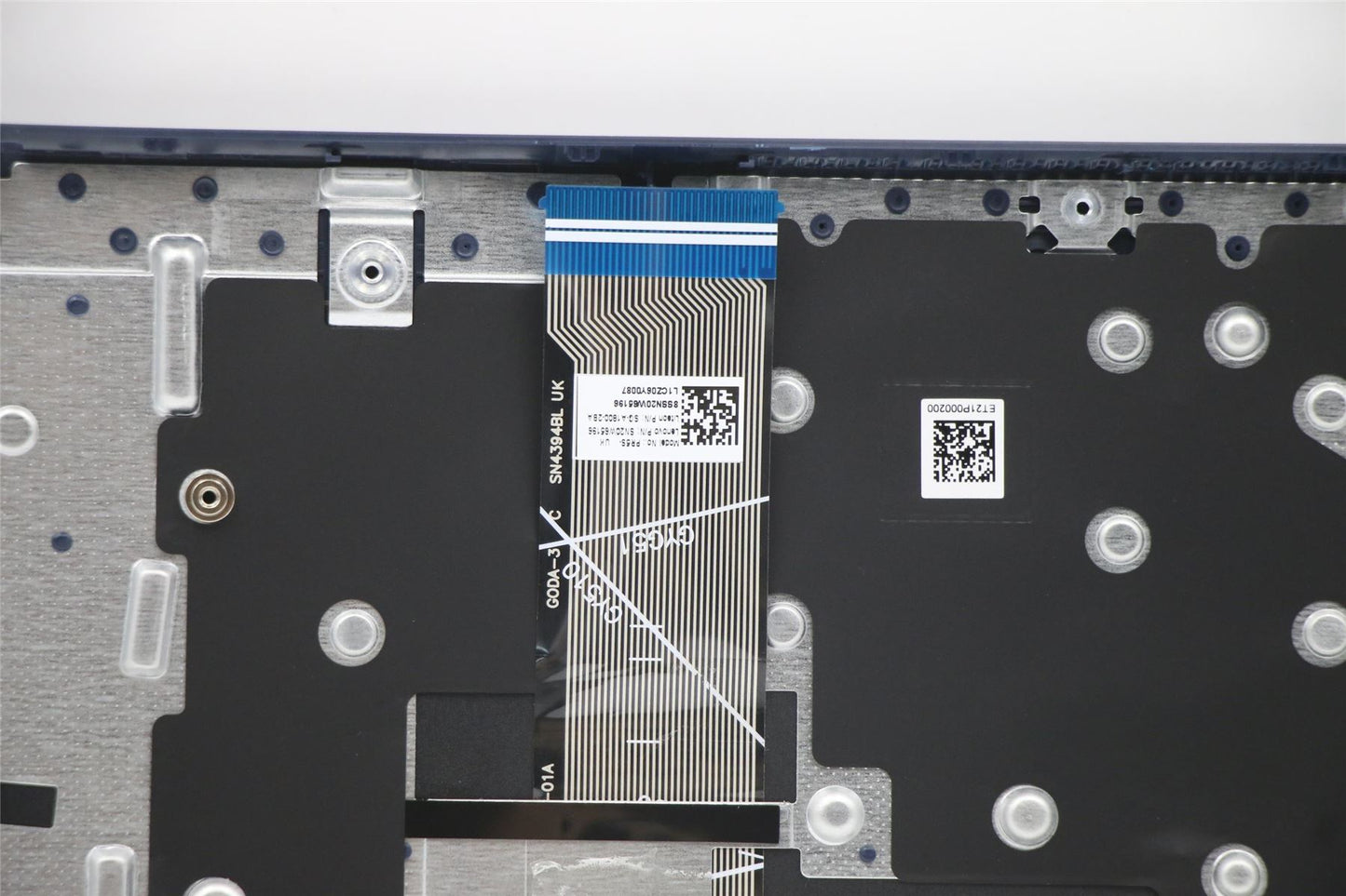 Lenovo IdeaPad 3-15ITL6 3-15ADA6 Tastatur-Handballenauflage, obere Abdeckung, UK-Blau, 5CB1B69095