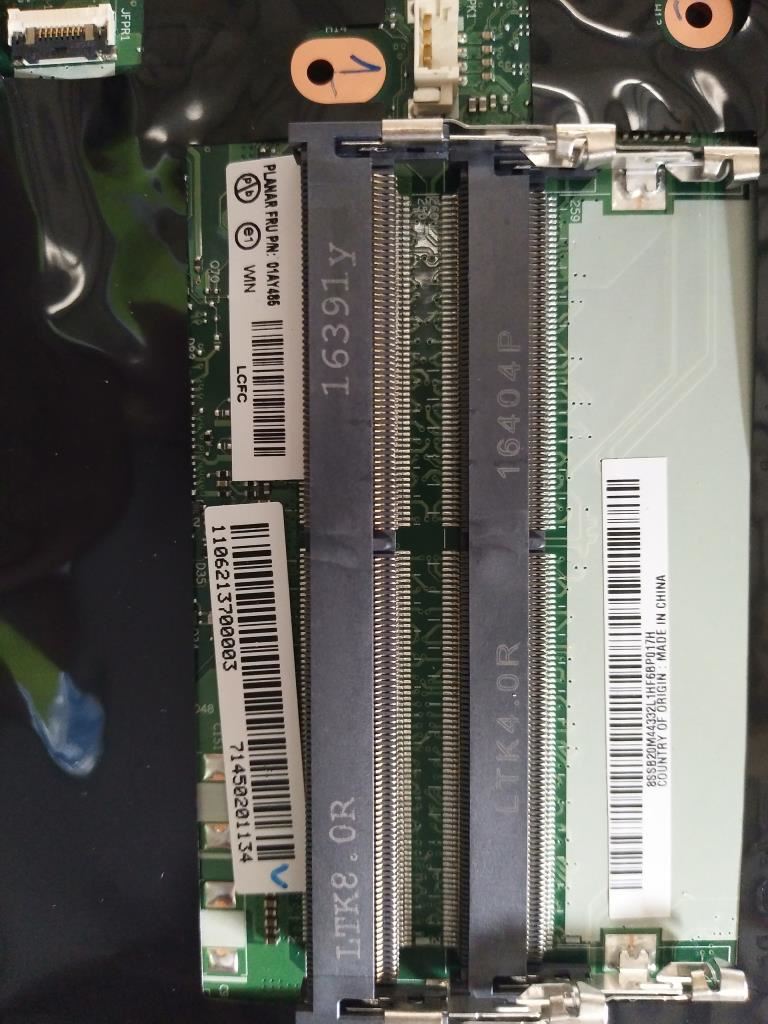 Lenovo 01AY485 WIN,E3-1505,AMT,TPM2