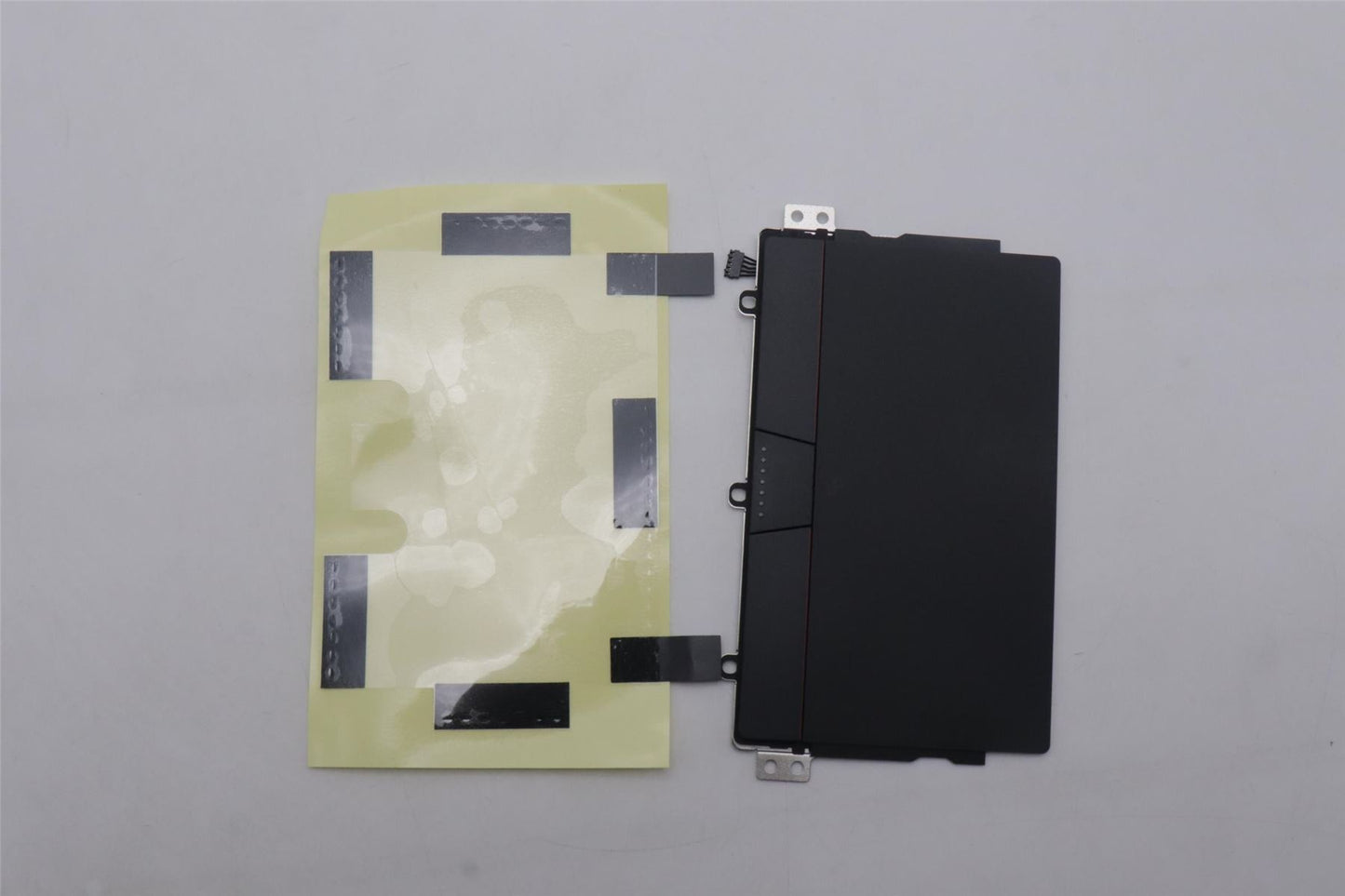 Lenovo MECH_ASM CS22 3+2bCPLC,Mylar,BLK,NFC,SUN 5M11B95889