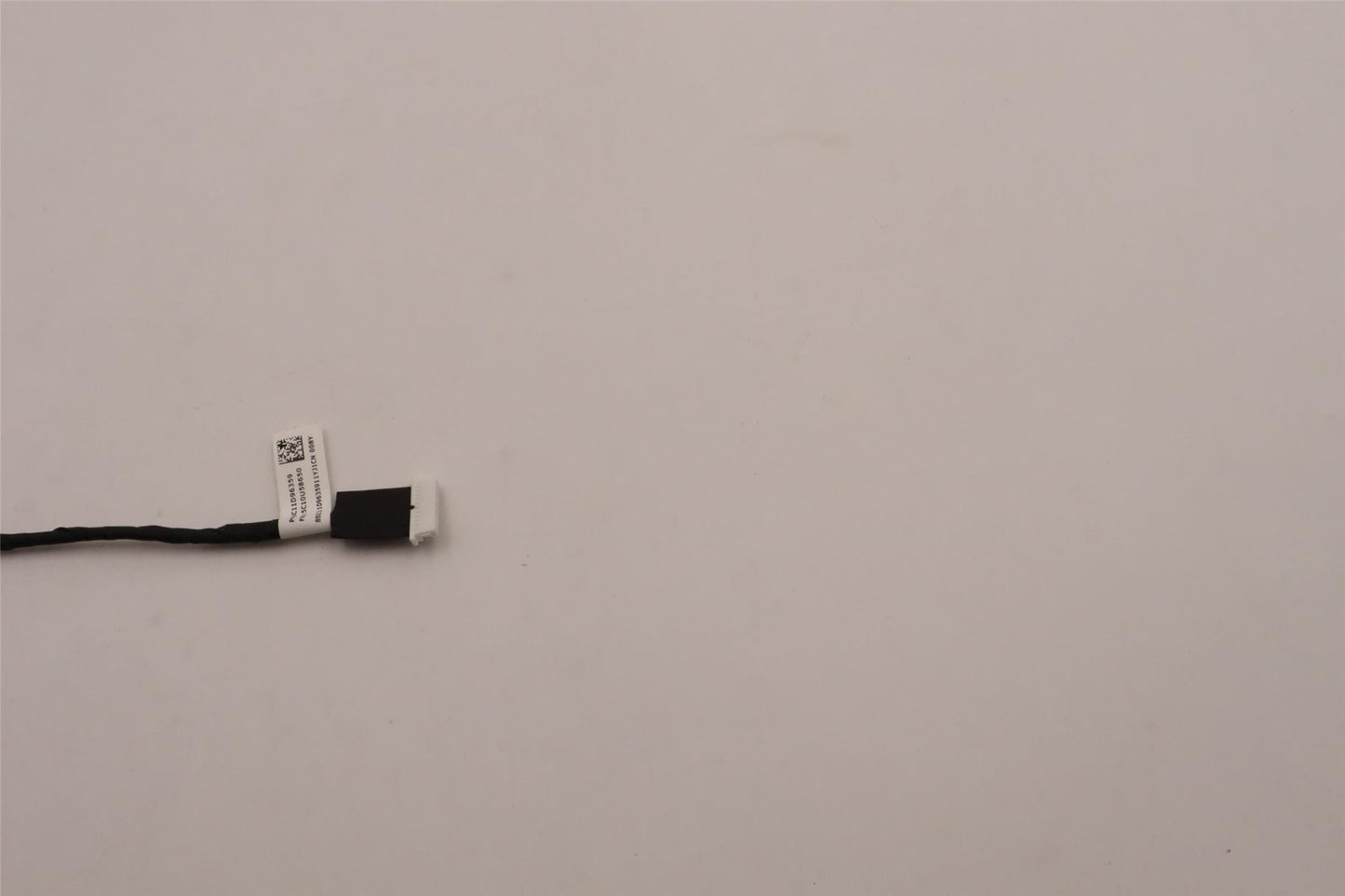 Lenovo CABLE BL_Cable_LG_SSB1_DC12V 5C10U58650