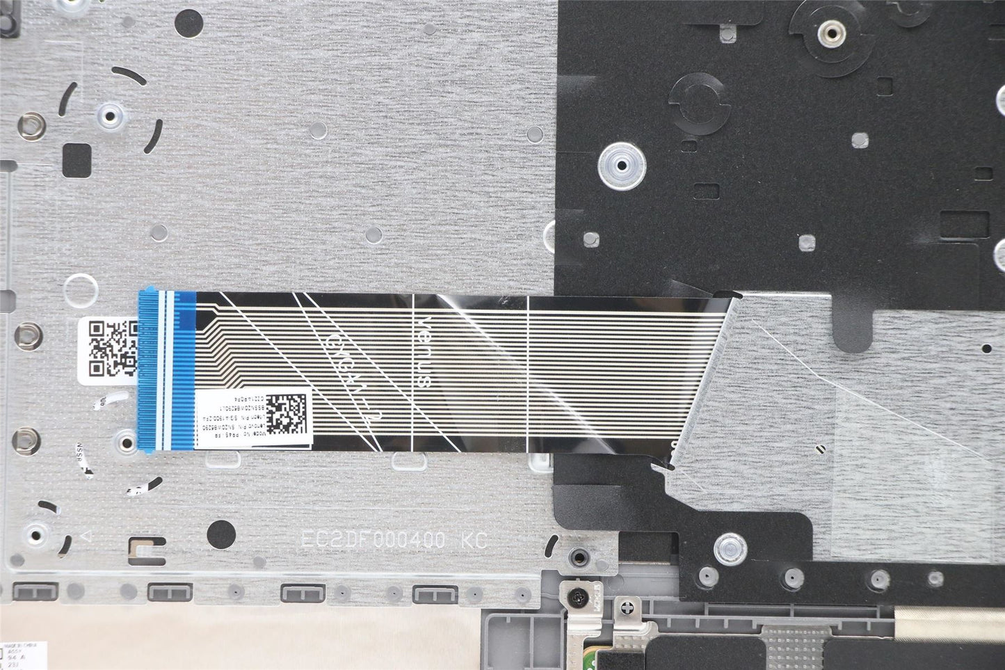Lenovo Upper Case ASM_FRA L82LV NFP_CG 5CB1E19783