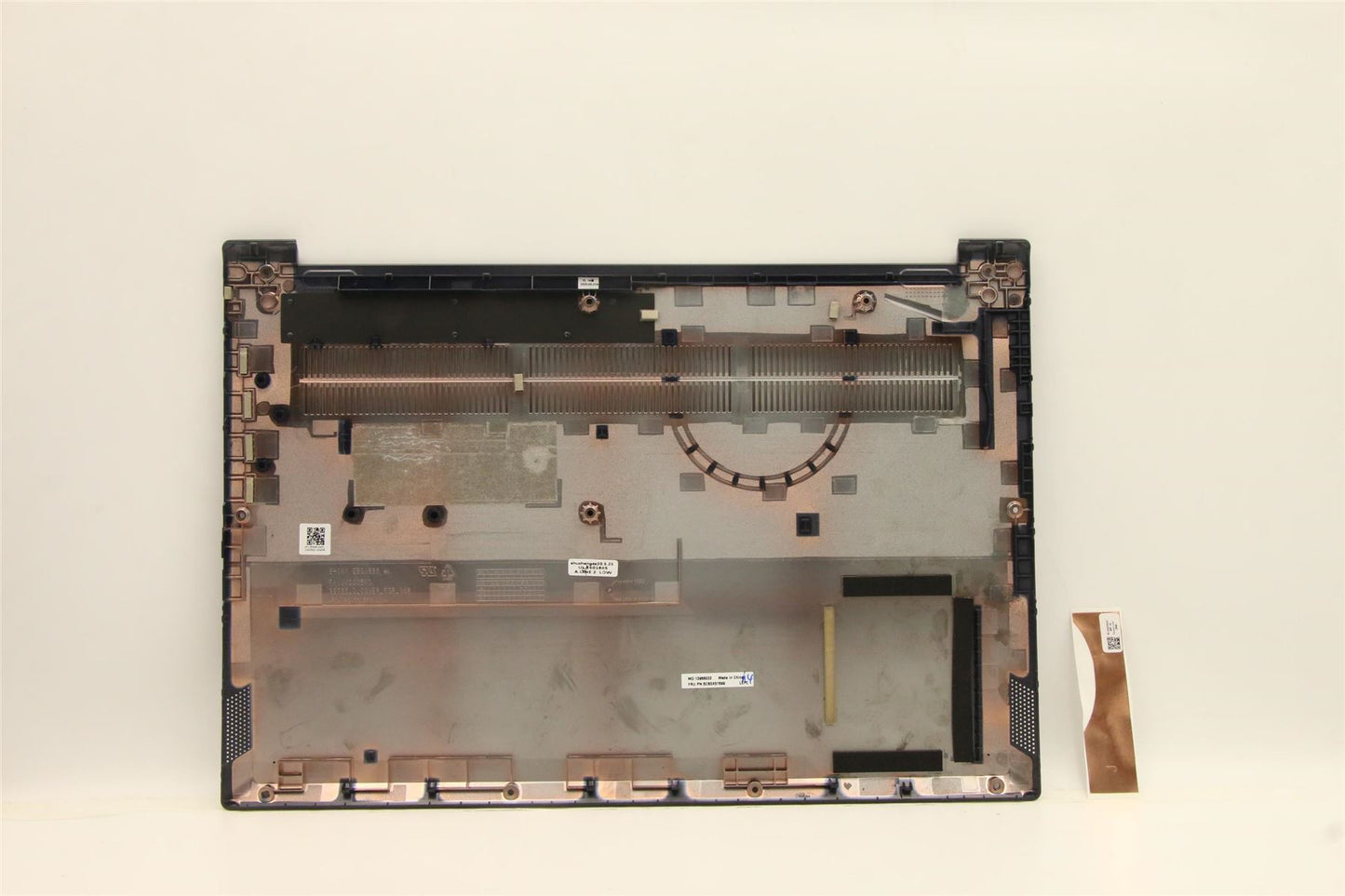 Lenovo Lower Case L 81WC BLUE D W/SP 5CB0X57699