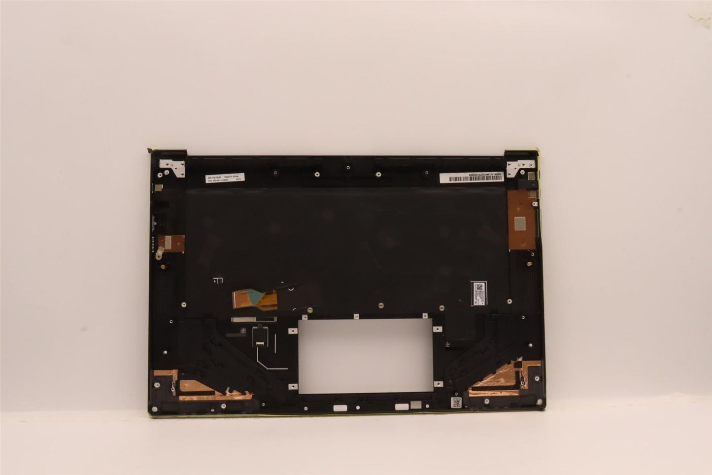 Lenovo ThinkPad Z16 Gen 1 Keyboard Palmrest Top Cover Hungarian Black 5M11J13402
