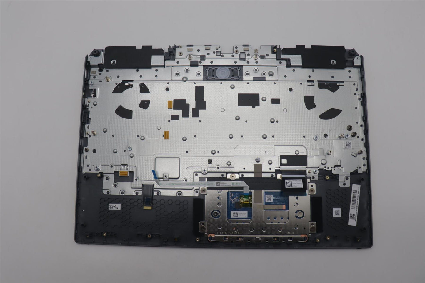 Lenovo COVER Upper Case ASM_HBW C 83DV RGB 5CB1M65406
