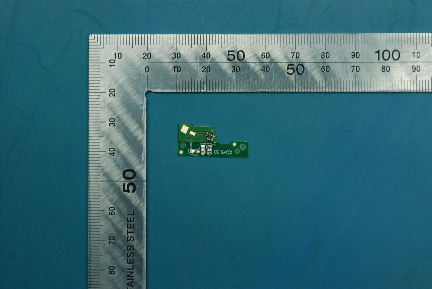 Lenovo TB3-710I Sub Board&*HQ31204419000 CS Board 5P68C05237