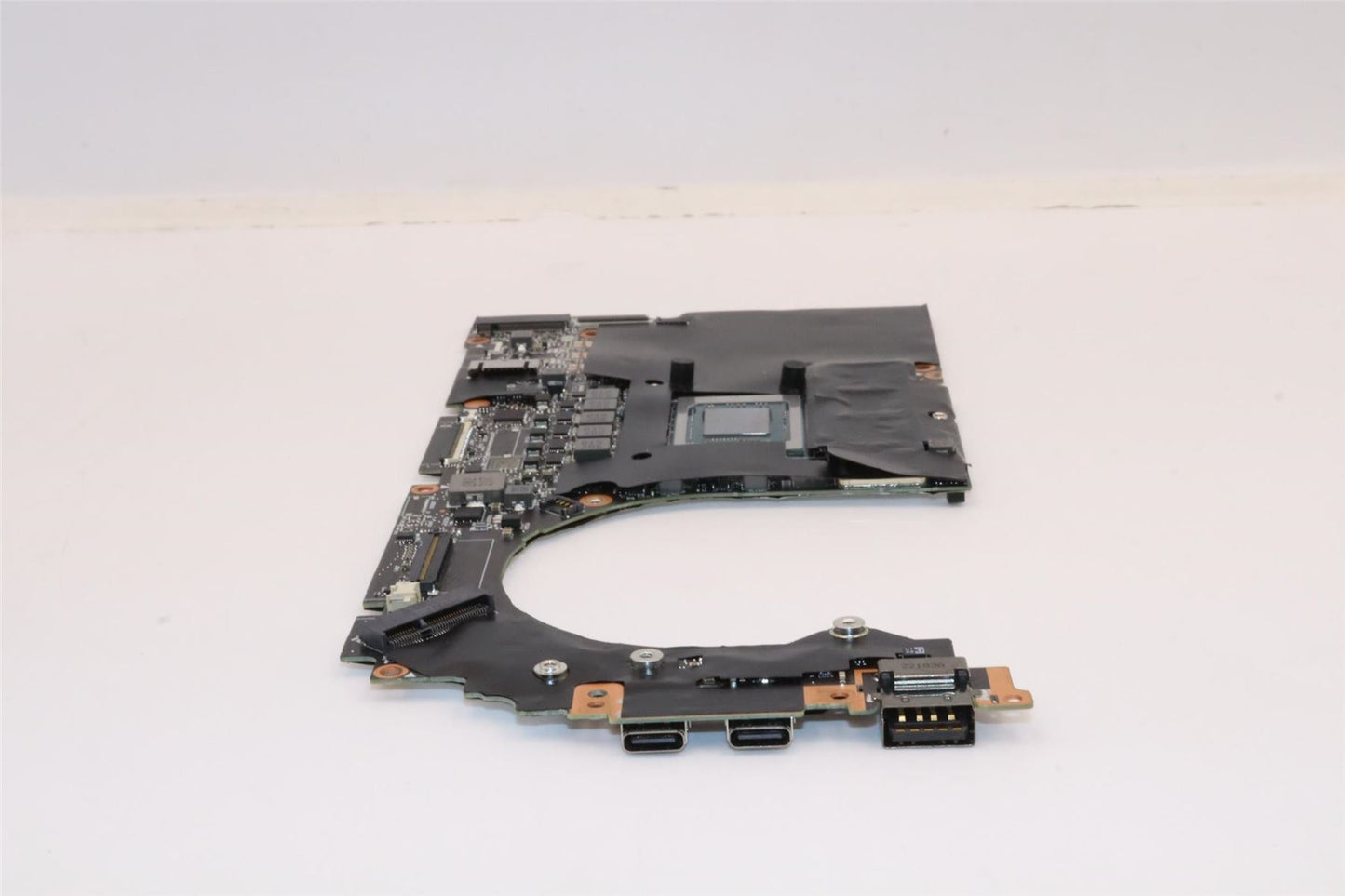 Lenovo MBL82TLNOKR76800HSCE_UMA_16GRM 5B21J16709