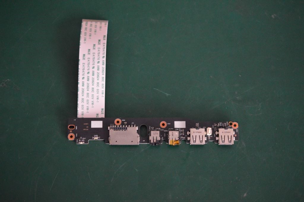 Lenovo I/O Board L 80Q1 W/cable 5C50L22072