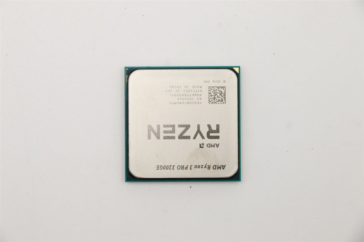 Lenovo ThinkCentre M75q 2 M75q-1 CPU Processor AMD Ryzen 3 Pro 3200GE 5SA0U56076