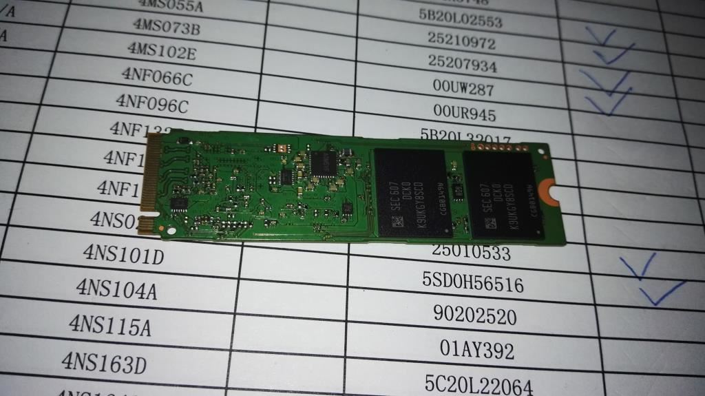 Lenovo SSD_ASM SS MZVKW512HMJP 512G M.2 SSD 5SD0L78933
