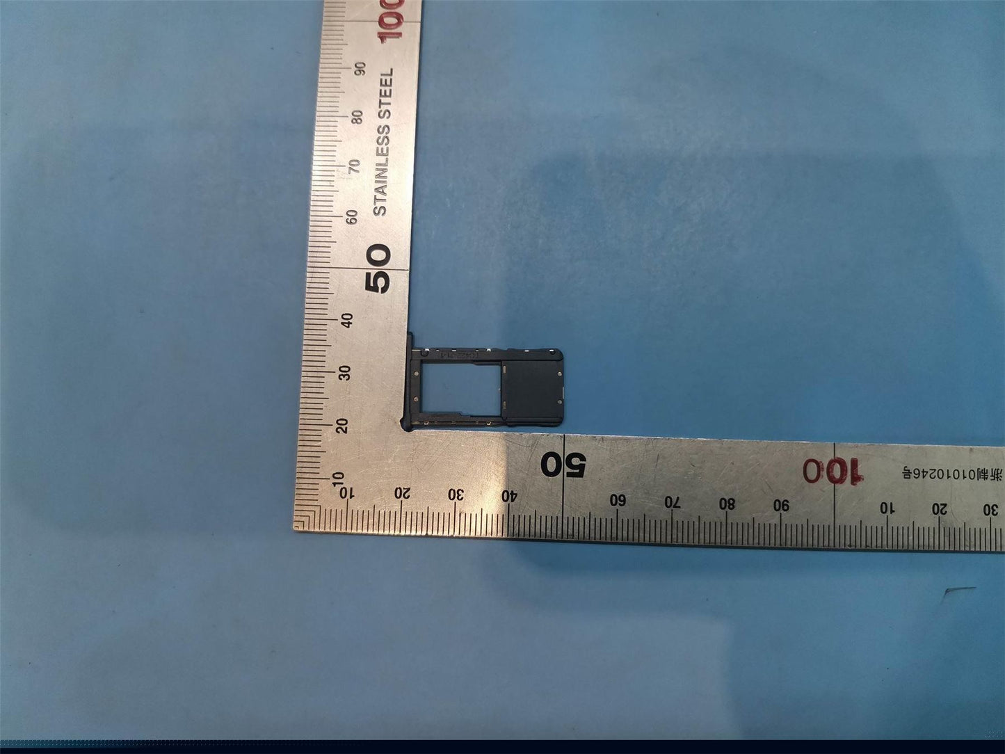 Lenovo TB300FU SIM Tray_BE&*81804-00023 CS 5M88C21977