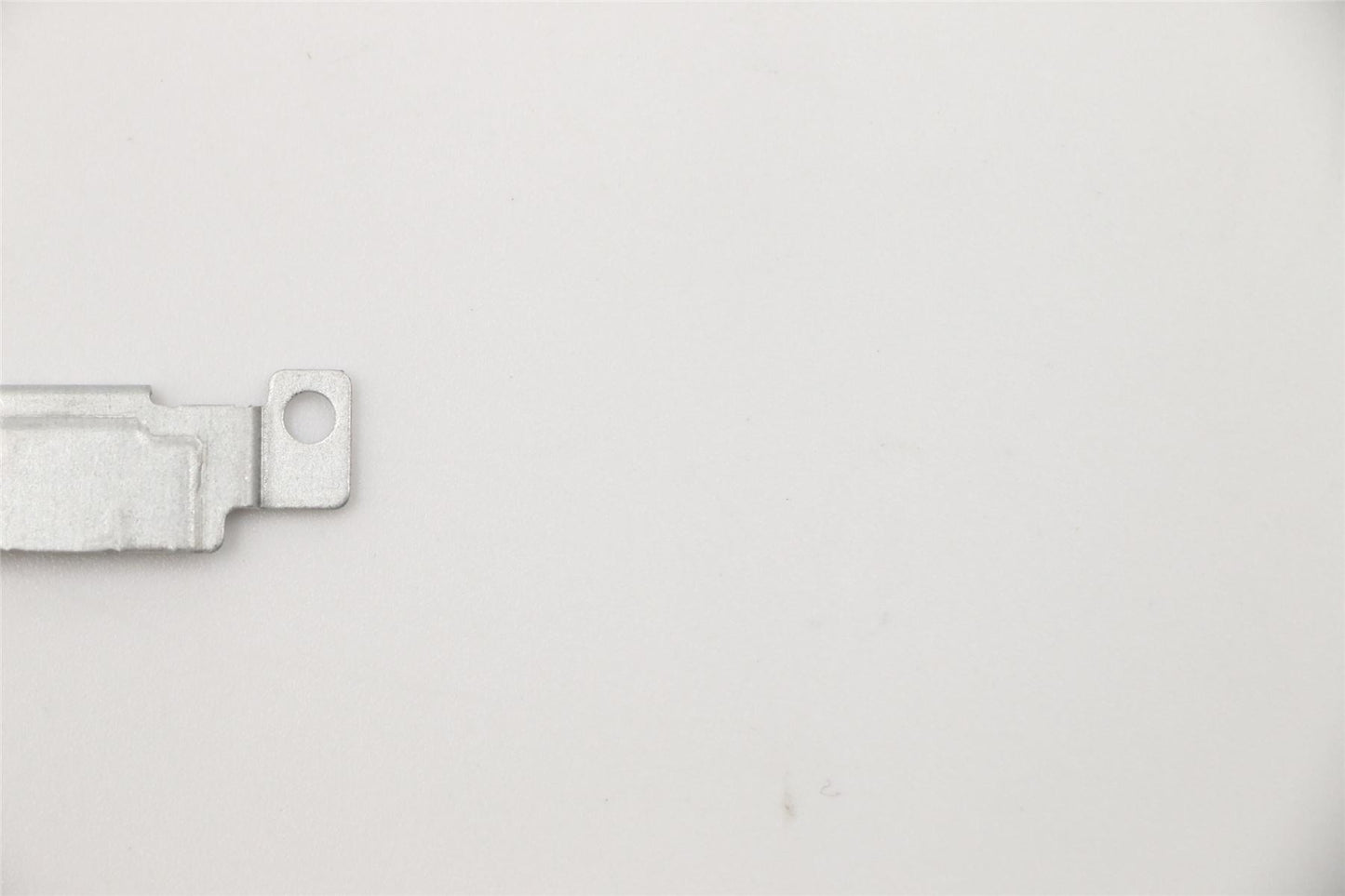 Lenovo 5B40S72979 FRU BRACKET ASSY IO BKT R Ares