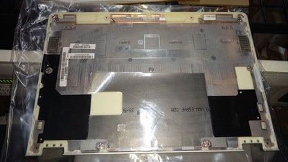Lenovo Yoga 3-1170 700-11ISK Bottom Base Lower Cover Silver 5CB0H15203