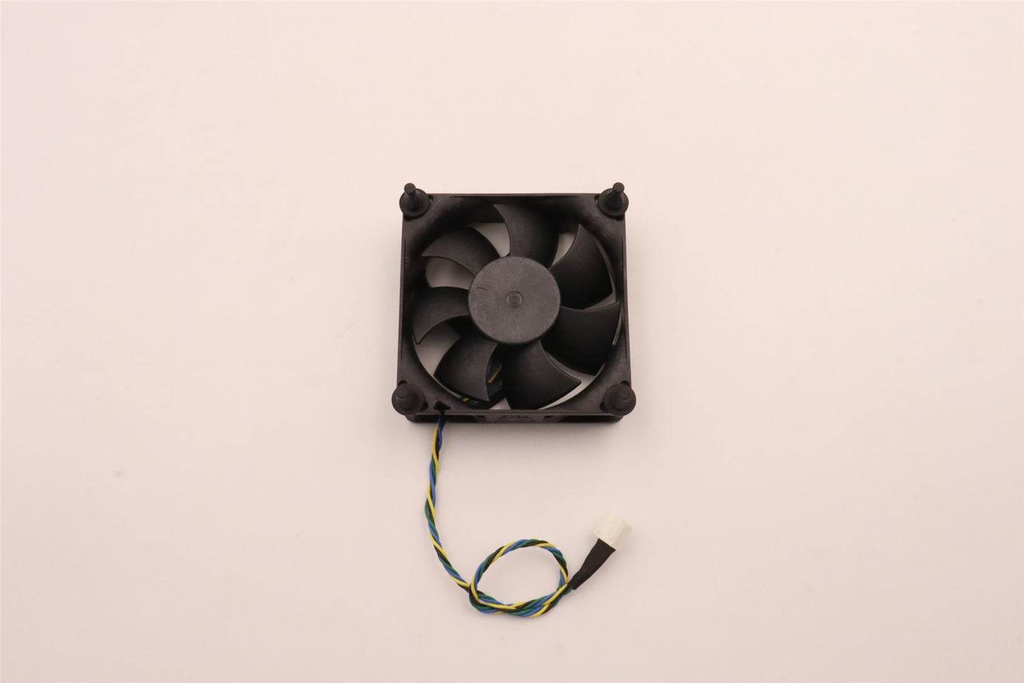 Lenovo Fru front fan W/ short housing 5F10U94123