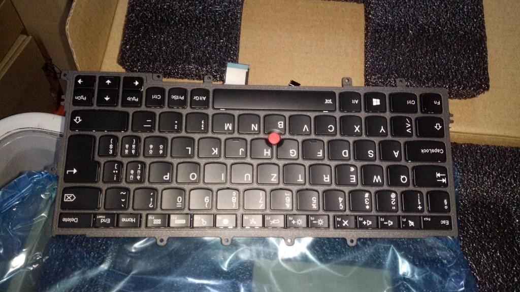 Genuine Lenovo ThinkPad X240 X250 Keyboard Swiss Black Backlit 04X0204 04X0242