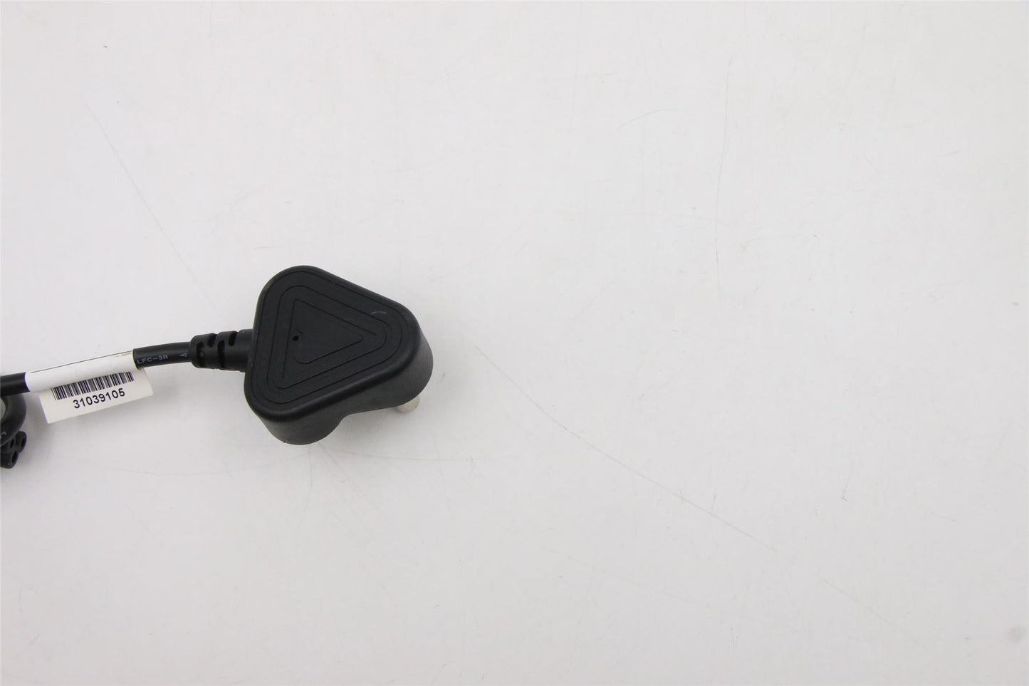 Lenovo 31039105 CABLE Longwell BLK 1.0M C5 SA power cord