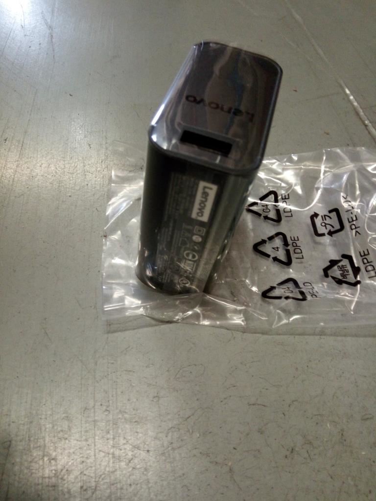 Lenovo Yoga 3 1370 900S-12ISK AC Charger Adapter Power supply 36200581