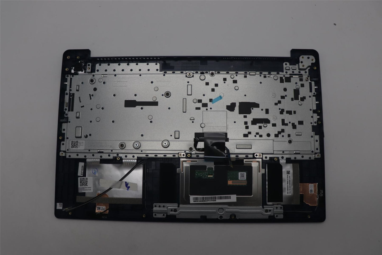 Lenovo IdeaPad 3 15IAH8 Palmrest Cover Touchpad Keyboard Belgian 5CB1M03630