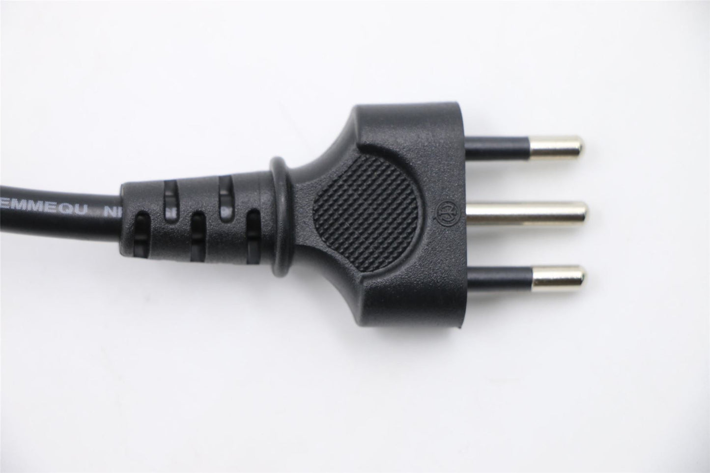 Lenovo 31039726 CABLE Longwell 1.8M Italy C13 power cord