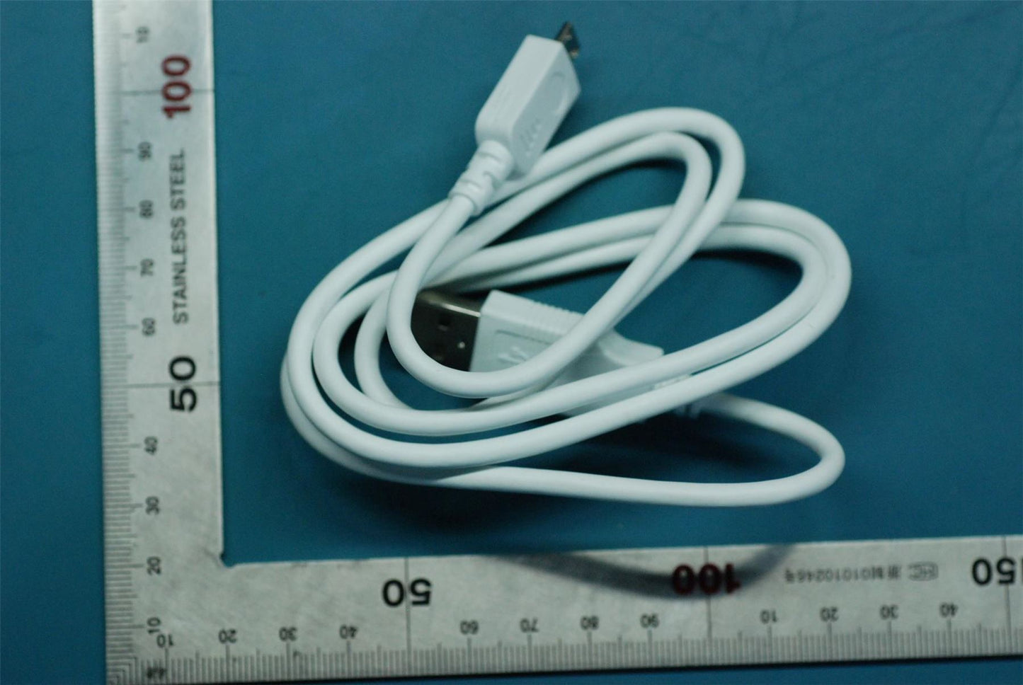 Lenovo XT1706 USB Cable&*52691036 CS 5O28C06168