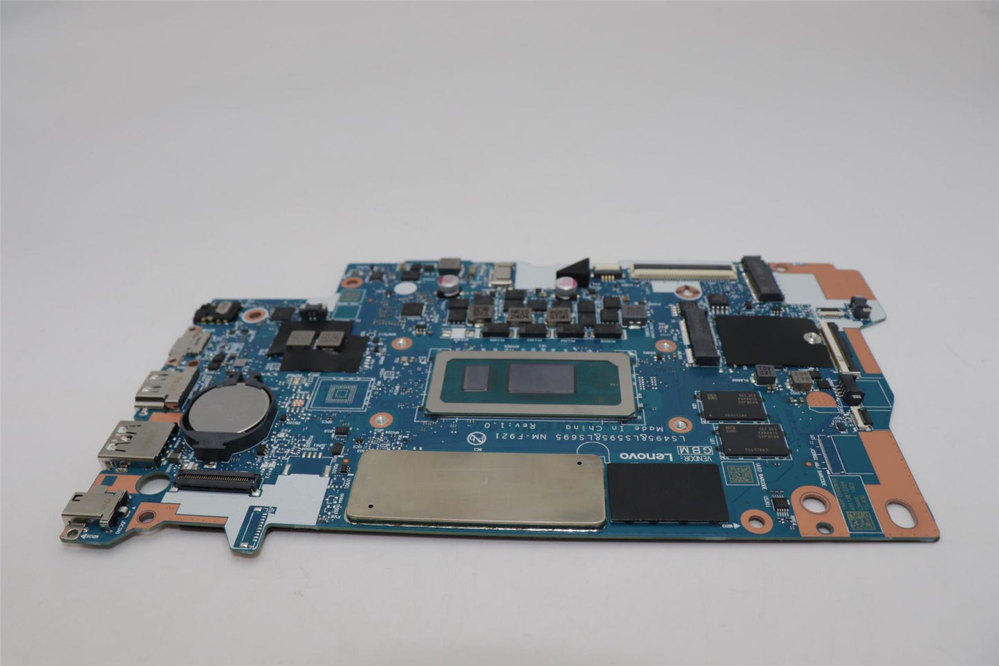 Lenovo L83E5CORE7_150U_16G_NOUFS_WINRM 5B21M77170