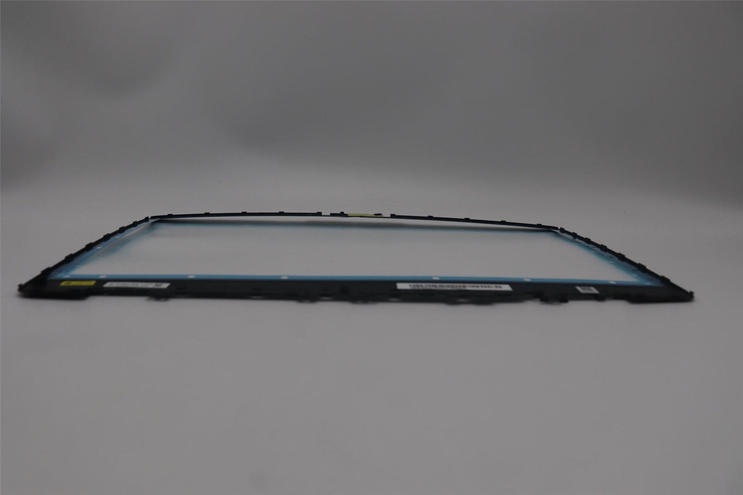 Lenovo BEZEL L 83E6 B_COVER 5B30S19195