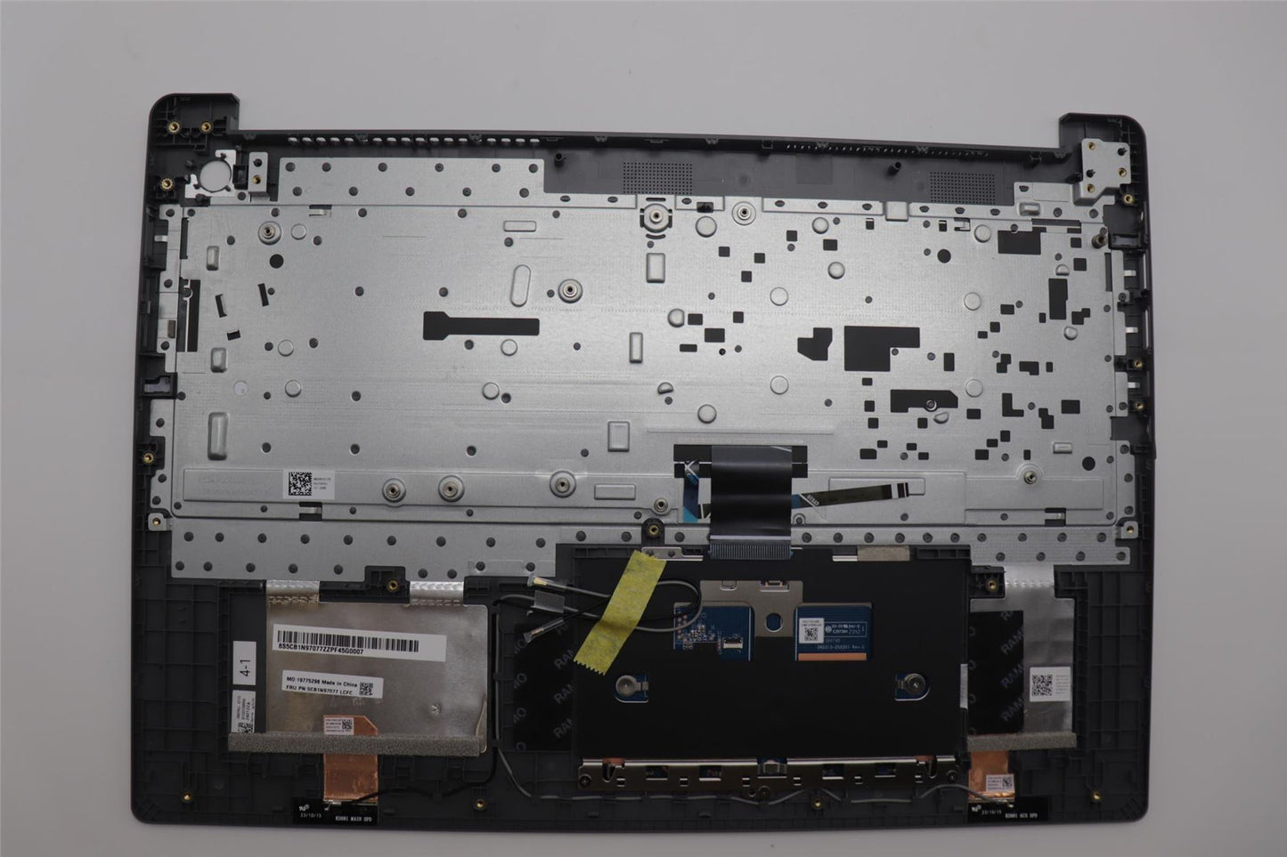 Lenovo Upper Case ASM_ITA L 83E7FP AG BL 5CB1N97077