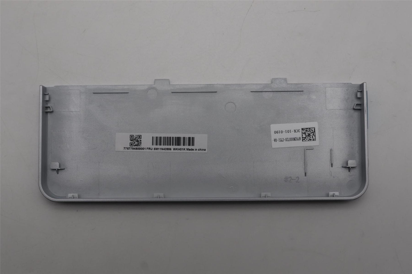 Lenovo MECH_ASM HINGE_COVER_TOP_ASSY_CLOUD_GREY 5M11N43986