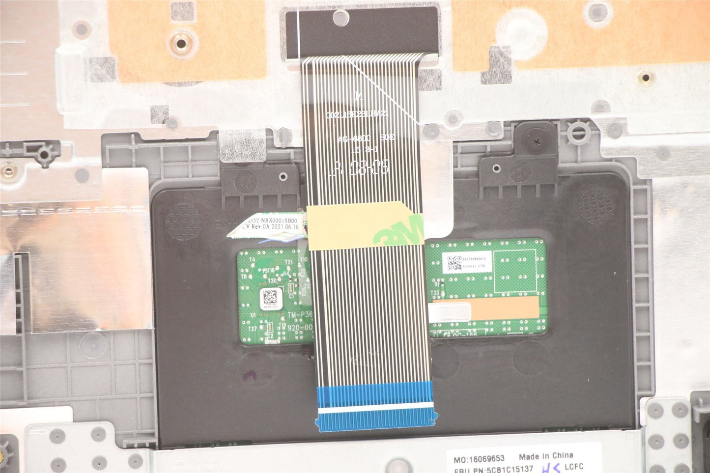 Lenovo Upper Case ASM_EUROENGL81X8FPPGDIS 5CB1C15137