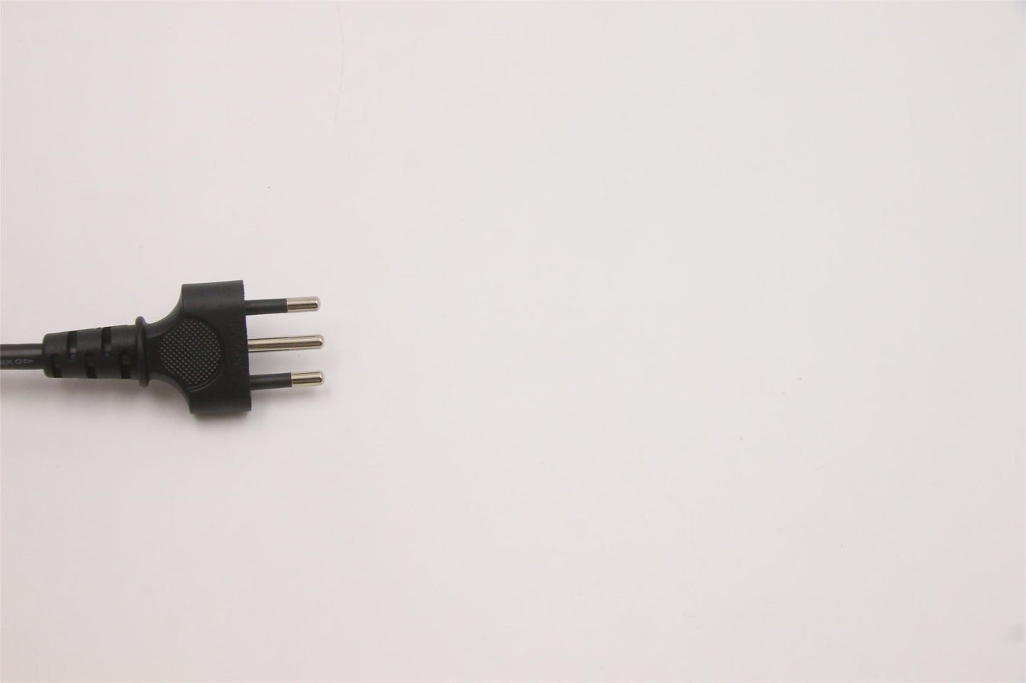 Lenovo 00XL072 LINECORD Fru, LINECORD,IT,1M,3P,NON-LH