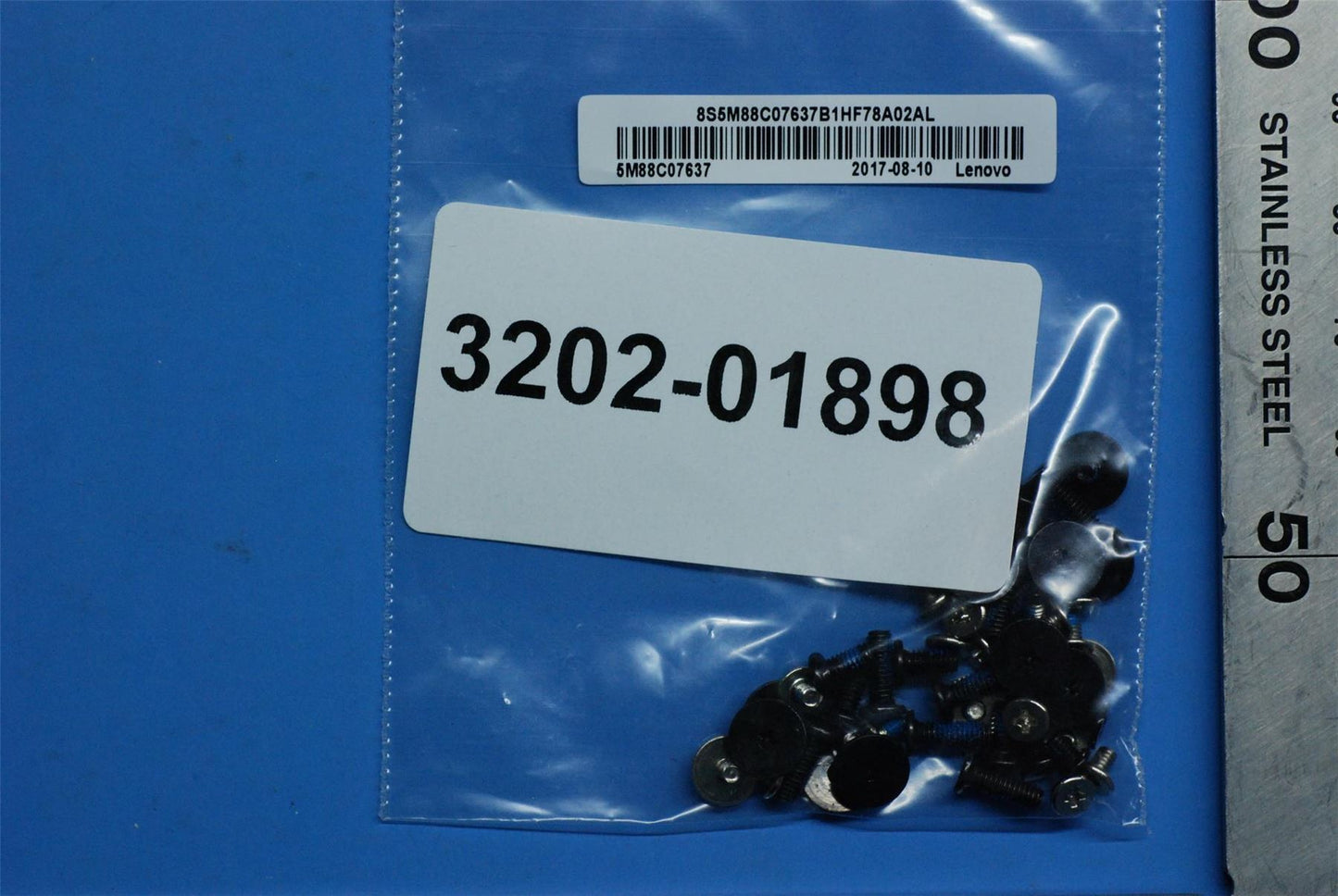 Lenovo N23 Screw bundle&*3202-01898 CS 5M88C07637