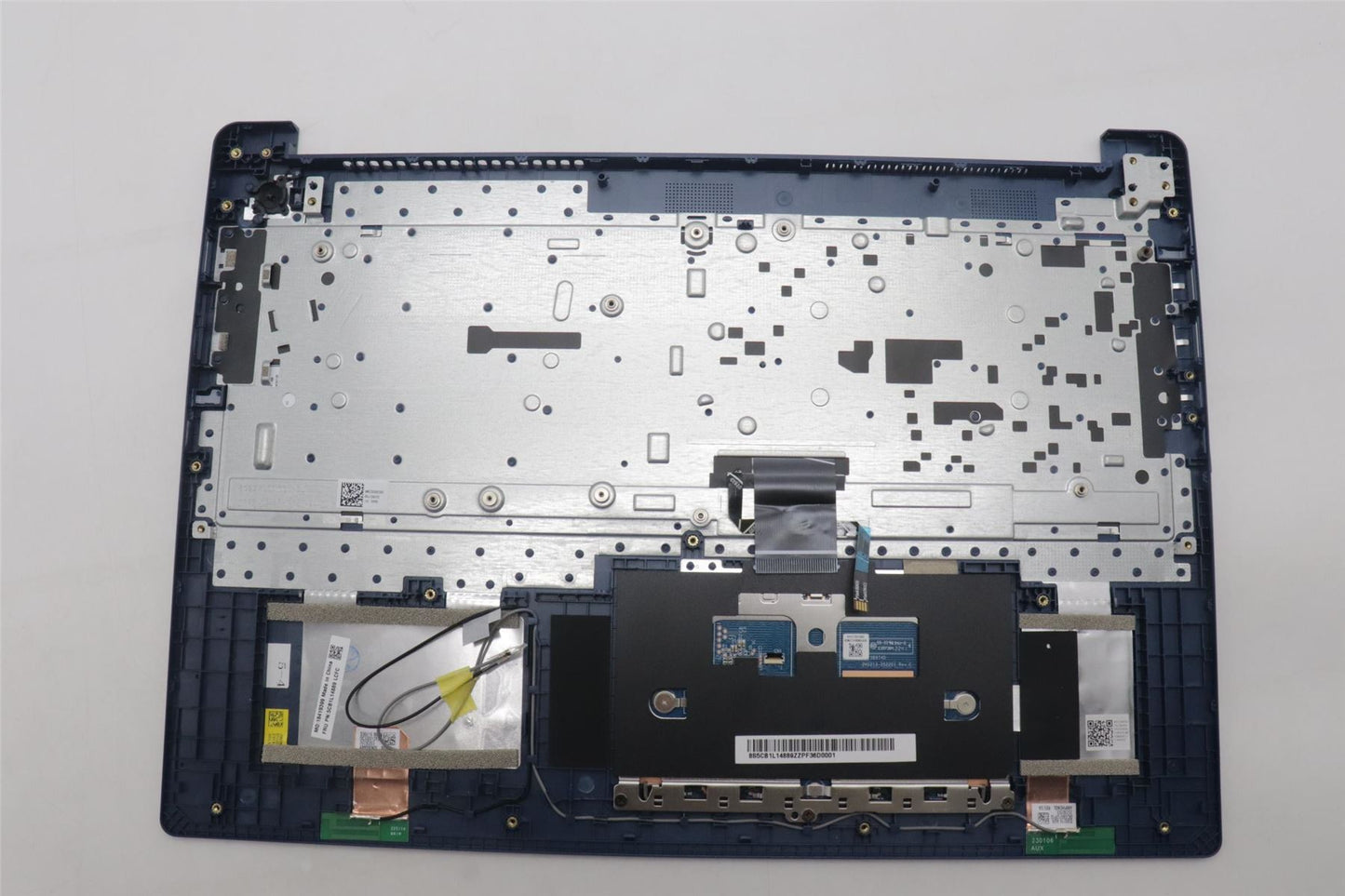 Lenovo IdeaPad 3 16ABR8 Palmrest Cover Touchpad Keyboard Abyss Blue 5CB1L14889