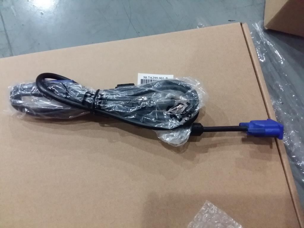 Lenovo LT1712p-Analog Cable 57Y2301