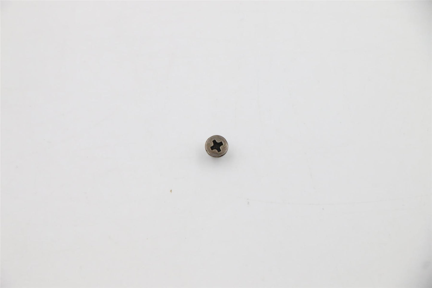 Lenovo SCREW Screw L 82M7M2.5D4LK4.6D0.8 5S10S35338